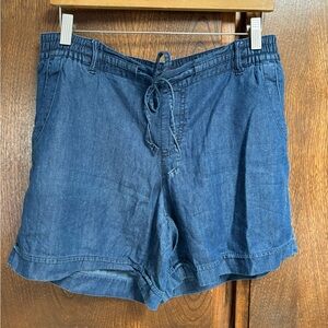 Soft material shorts